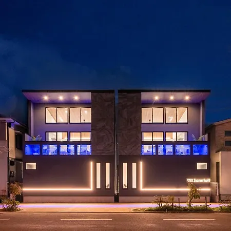 Universal Front Villa Sanrriott Osaka Exterior photo